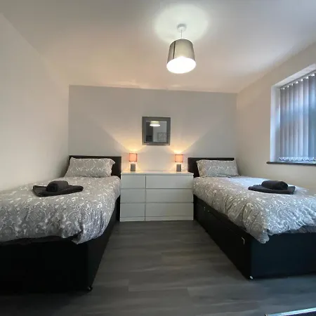 Staycrewe Apartments Экстерьер фото