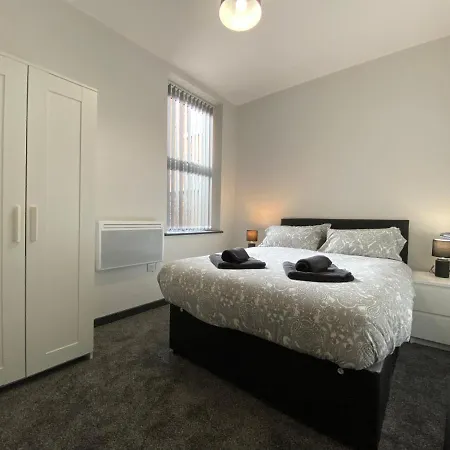 Staycrewe Apartments Экстерьер фото
