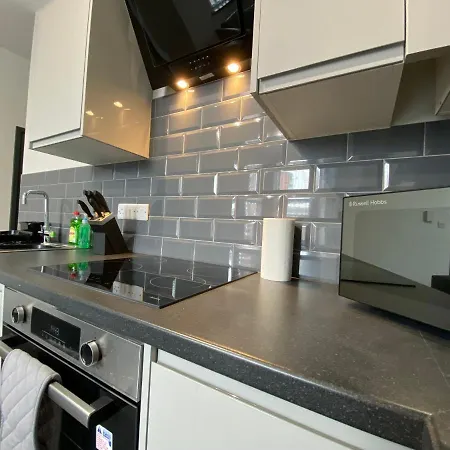 Staycrewe Apartments Экстерьер фото