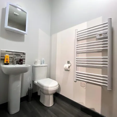 Staycrewe Apartments Экстерьер фото